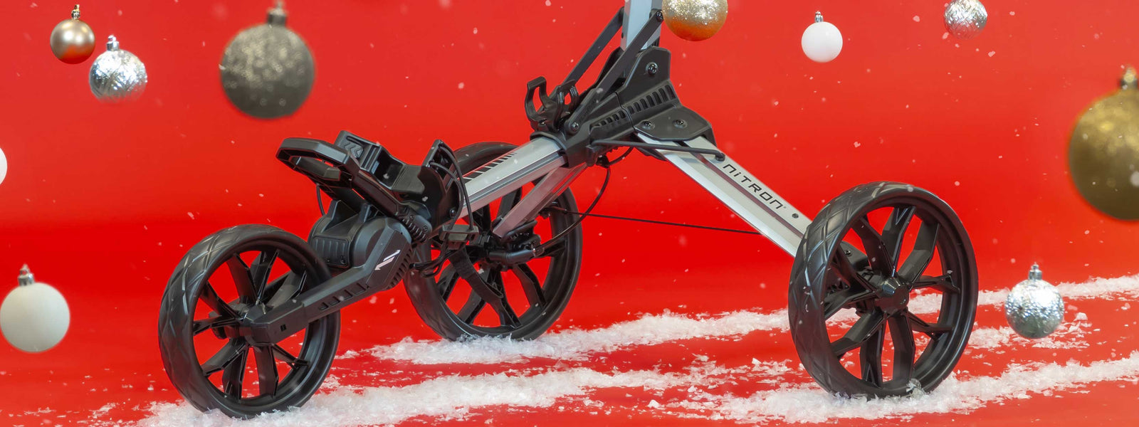 Holiday Gift Guide: What to Get the Golfer Who Has It All